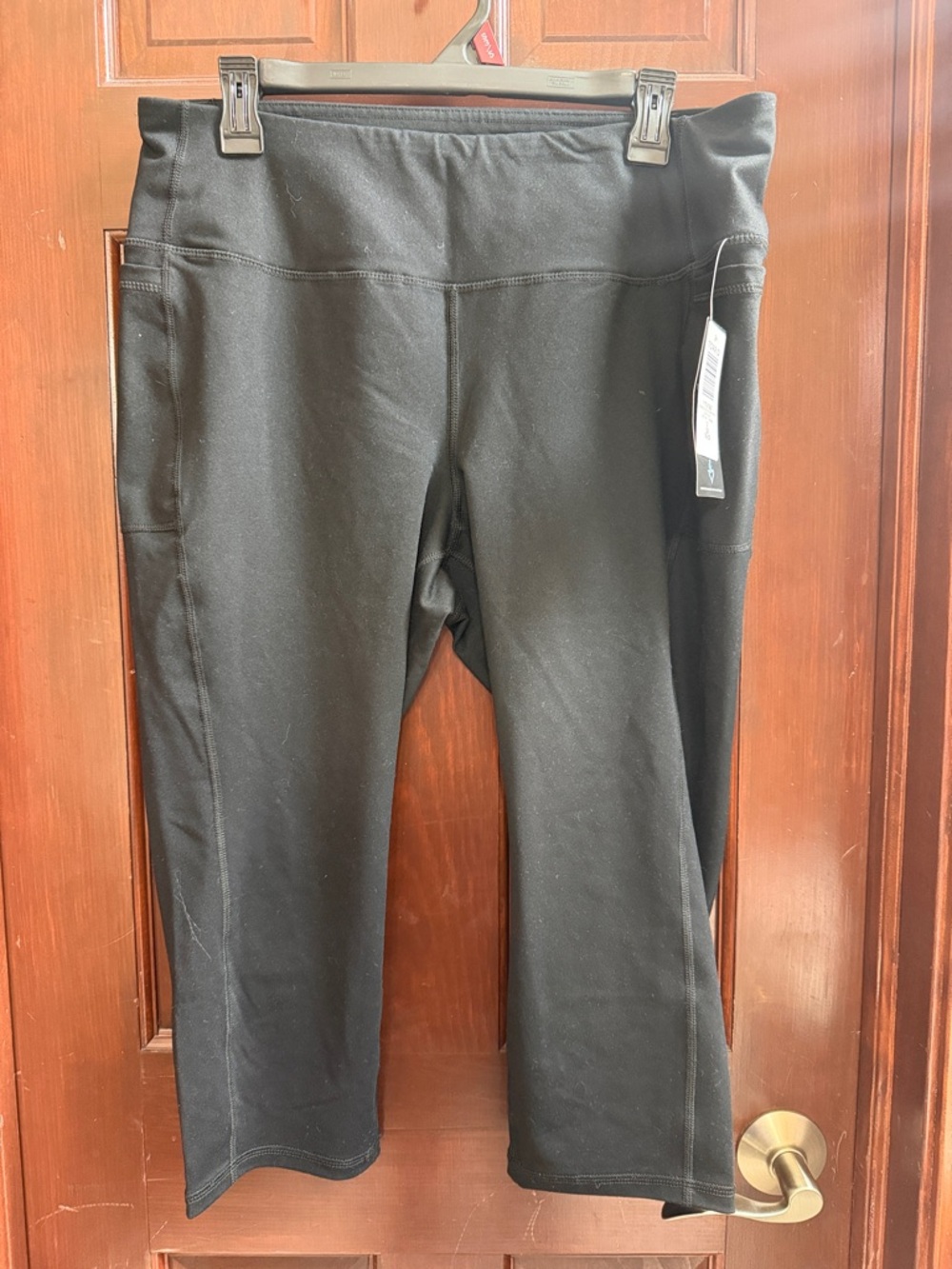 Torrid Crop Active Leggings size 2